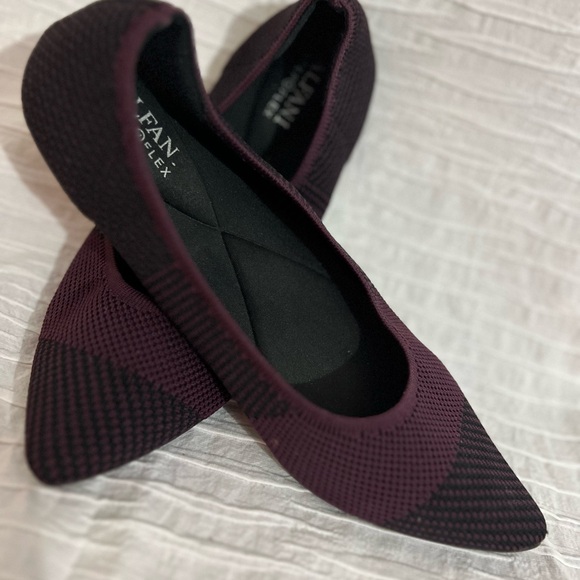 ALFANI Women's Burgundy Flats size 7w - Picture 7 of 10
